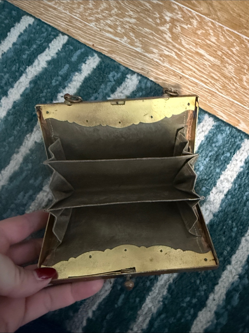Brown Snake-Scale Chain-Handle Evening Clutch with Bronze Hardware - Picture 5 of 5